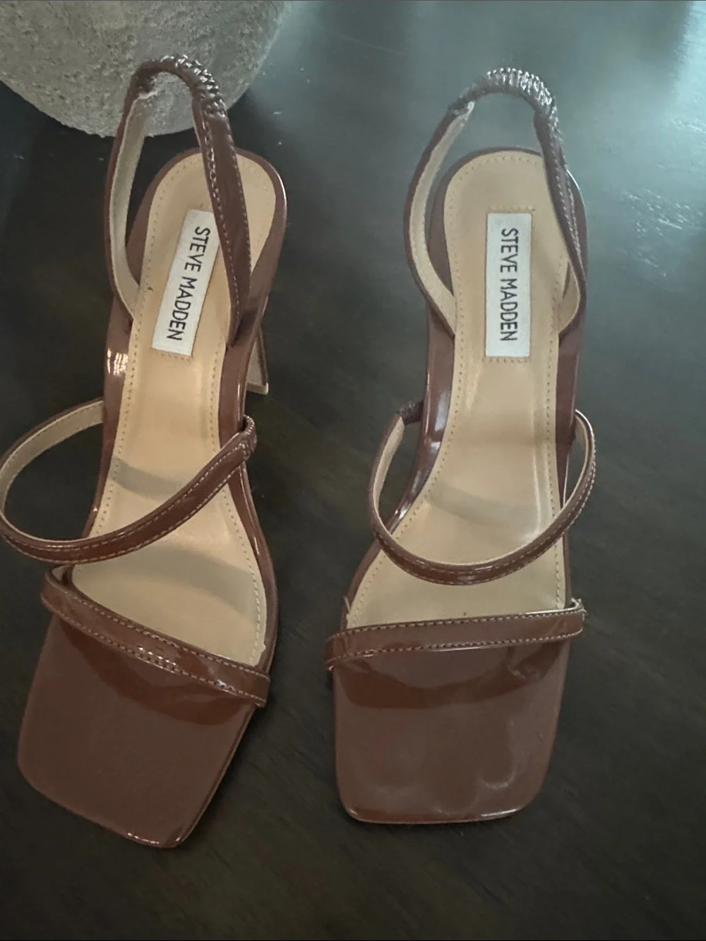 Brand new no wear Steve Madden Brown Patent Strappy Slingback Heels